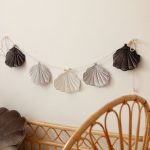 gray-pearl-shell-garland-roominspiration-moimili_1_1200x